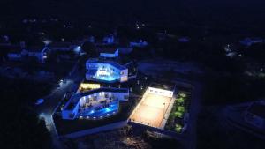 Bazén v ubytovaní Villa Fire a luxury villa in Imotski, wellness oasis alebo v jeho blízkosti