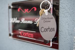 Certifikát, hodnocení, plakát nebo jiný dokument vystavený v ubytování DiVino Rooms Deluxe