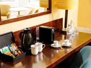 Tiện nghi pha trà/cà phê tại Mercure Hull Grange Park Hotel