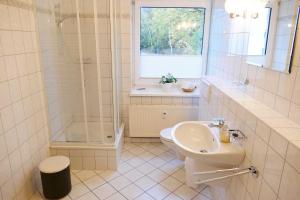Ein Badezimmer in der Unterkunft Ferienwohnungen Zinnowitz