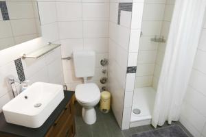 Ein Badezimmer in der Unterkunft Ferienwohnungen Zinnowitz