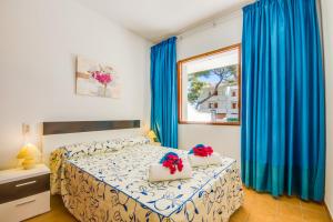 Posteľ alebo postele v izbe v ubytovaní Ideal Property Mallorca - Villa Rosita 12A