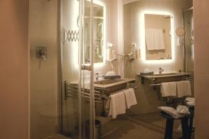Koupelna v ubytování Grand Hotel Bellevue - adults only + 37 fotografií