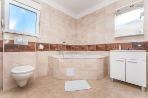 Kúpeľňa v ubytovaní Apartment Marijo