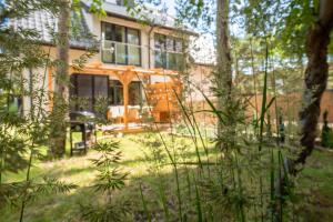 Vonkajšia záhrada v ubytovaní Boho House