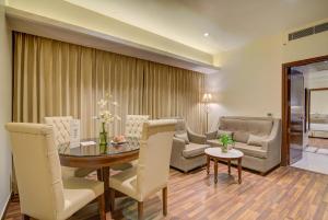 Hotel Home In By Amrik Sukhdev的休息区