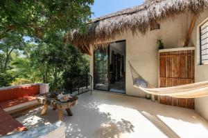 Patio nebo venkovní prostory v ubytování Trece Lunas Tulum - Enchanted Resort