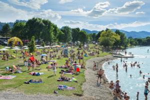 Plaža ob oz. blizu počitniške hiške