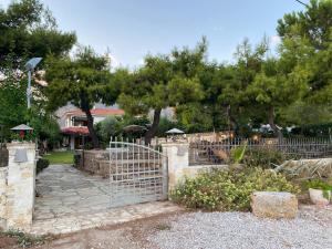 Zahrada ubytování Kineta luxury House