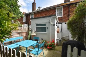 Gallery image of Daisy Tatham Cottage in Rye