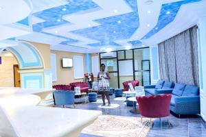 Fotografie z fotogalerie ubytování Hôtel Sindz Palace v destinaci Yaoundé