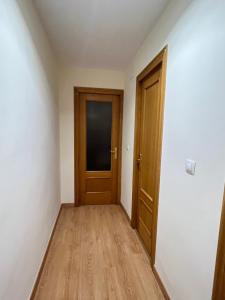 Fotografie z fotogalerie ubytování Habitación con baño privado- En casa familiar Beatriz ve Valencii