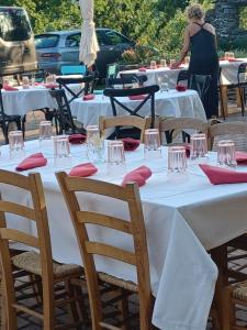 A restaurant or other place to eat at Open Cascina