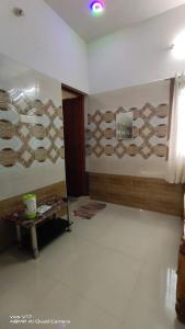 Gallery image of YUGA GUEST HOUSE in Kuttālam