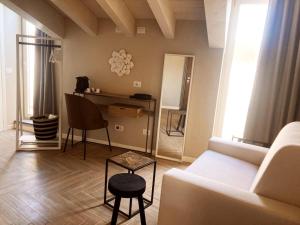 Gatto Bianco Rooms 42的休息区