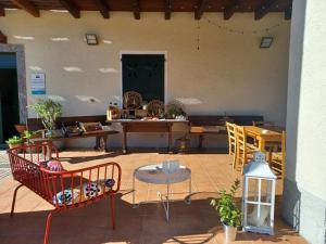 A restaurant or other place to eat at Open Cascina