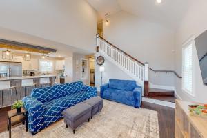 Ein Sitzbereich in der Unterkunft Beachy Dunes OBX KDH128