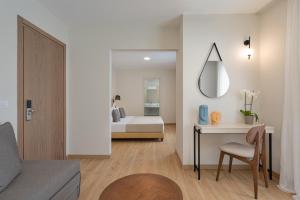 Postel nebo postele na pokoji v ubytování Preveza City Comfort Hotel + 18 fotografií