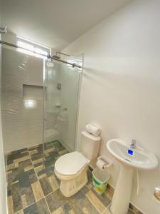 Ένα μπάνιο στο HOTEL EBENEZER