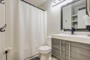 Ένα μπάνιο στο Sea Cabin 121-B +10 φωτογραφίες
