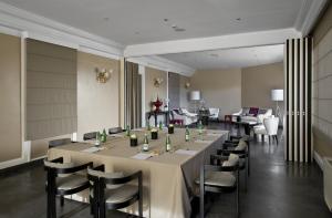 Posezení v ubytování Ambasciatori Place Hotel