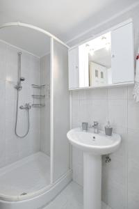 Koupelna v ubytování Akakia Residence - Vivlos Village