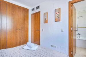 Postel nebo postele na pokoji v ubytování Espanhouse Linda apartment + 24 fotografií