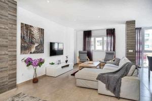 TV a/nebo společenská místnost v ubytování Espanhouse Margaret apartment