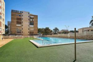 Bazén v ubytování Espanhouse Margaret apartment nebo v jeho okolí