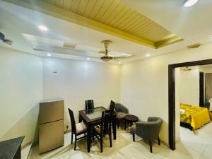 Galería fotográfica de Peacefull one bedroom apartment in Bahria town en Rawalpindi 3 fotos más