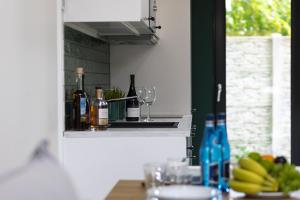 Kuchnia lub aneks kuchenny w obiekcie Mare Boutique Houses