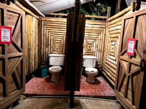 Vonios kambarys apgyvendinimo įstaigoje Cabañas Bambután