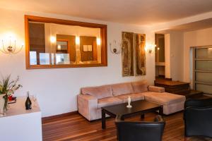 Posezení v ubytování Kanapitsa Mare Hotel