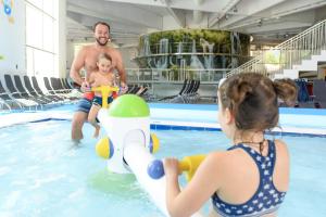 Hosté ubytování KENDLGUT Appartements am BioBauernhof inklusive unbegrenztem Eintritt in die Alpentherme