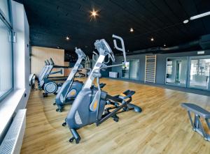 Posilňovňa alebo fitness centrum v ubytovaní Aqua Resort Apartments-Aqua Park no limit, parking