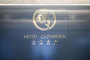 Certifikát, hodnocení, plakát nebo jiný dokument vystavený v ubytování Chimaera Hotel