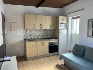 Kuchnia lub aneks kuchenny w obiekcie Casita cerca de la playa para 2 personas