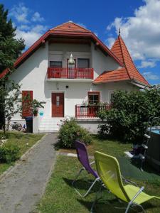 Two bedroom apartment with swimming pool 8315 Gyenesdiás, 21 Gödörházy utca kép - 2