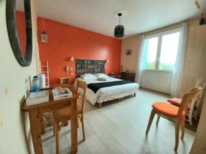 Postel nebo postele na pokoji v ubytování La Limouxine - Mauzac