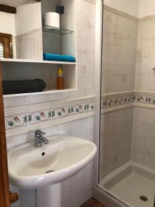 Imagen de la galería de Casa Maria y Julián, en Vilaller 16 fotos más