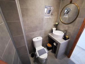 A bathroom at Haraki Blue Horizon