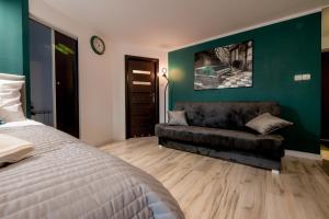 Posteľ alebo postele v izbe v ubytovaní Eromeni Apartments