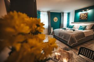 Posteľ alebo postele v izbe v ubytovaní Eromeni Apartments
