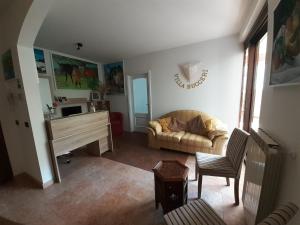 A kitchen or kitchenette at B&B Villa Bucceri