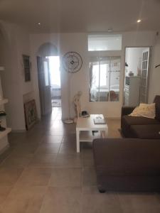 Zdjęcie z galerii obiektu Appartement w mieście Tulon