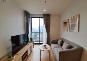Televisyen dan/atau pusat hiburan di appartemet 2 bedrooms +4 gambar