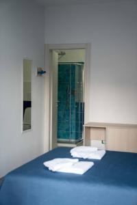 A bed or beds in a room at Villa Street Art