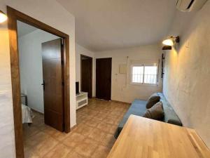 Posezení v ubytování Casita apartamento a 150m de la playa 2 personas