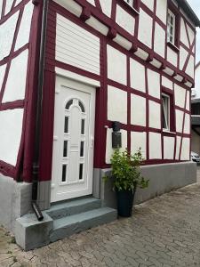 Gallery image of Charmantes denkmalgeschütztes Tiny House am Rhein in Rhens