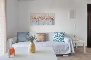Gallery image of Esperides Quiet Apartment Arethousa With Amazing View in Skopelos Town +34 photos